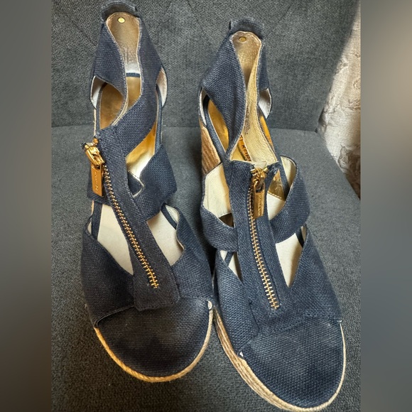 Michael Kors wedges  shoes - Picture 1 of 7